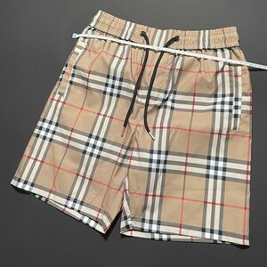 Burberry Beige and Red Checkered Shorts Men’s Size Medium